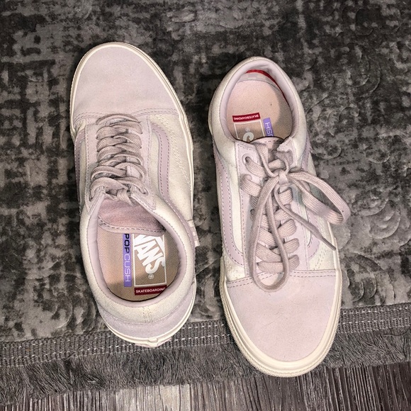 Vans - Picture 2 of 5